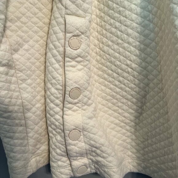 L.L. Bean Women's SoftLight Quilted Top, Funnelneck Pullover Size S - Picture 8 of 9